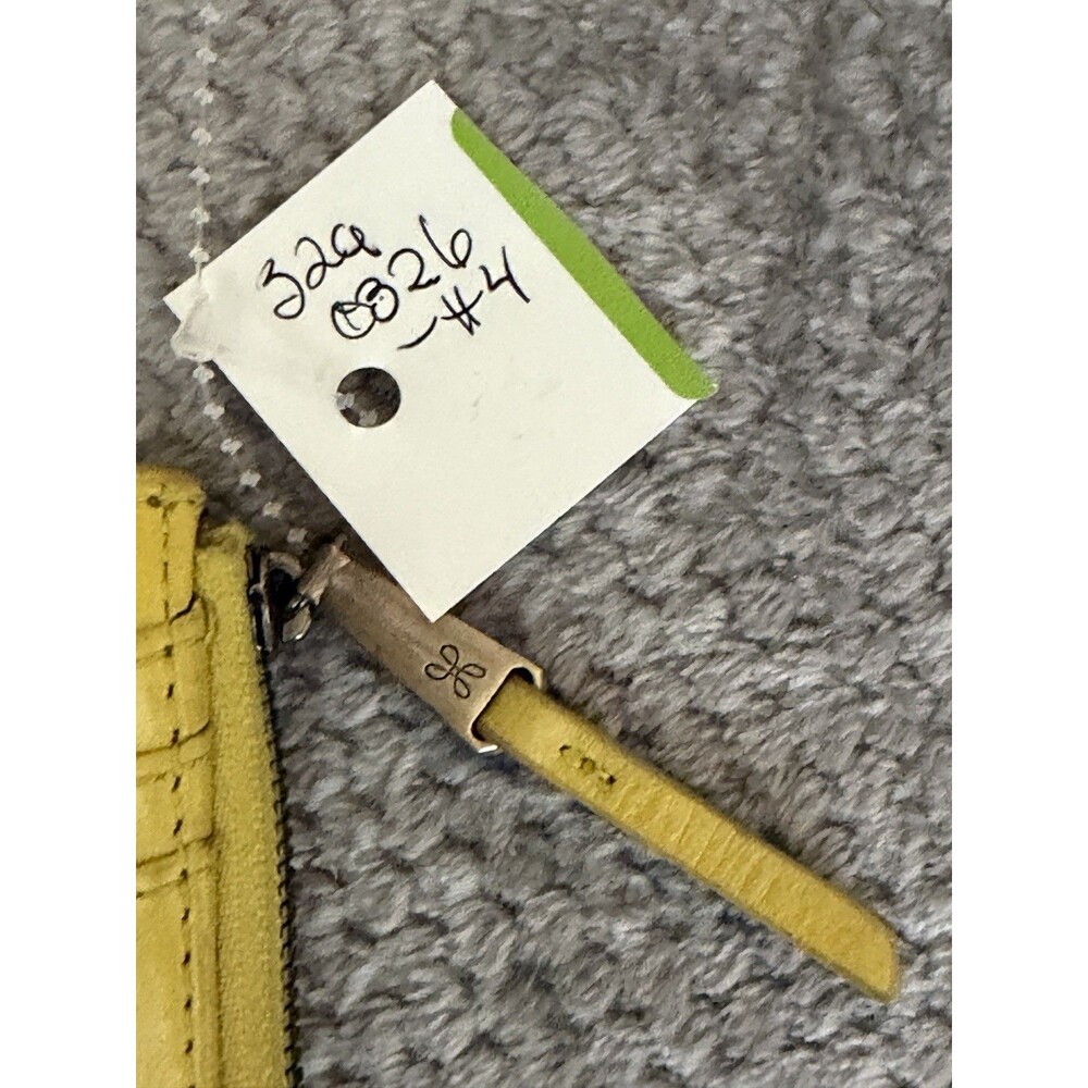 Hobo yellow slim card wallet - Picture 5 of 10